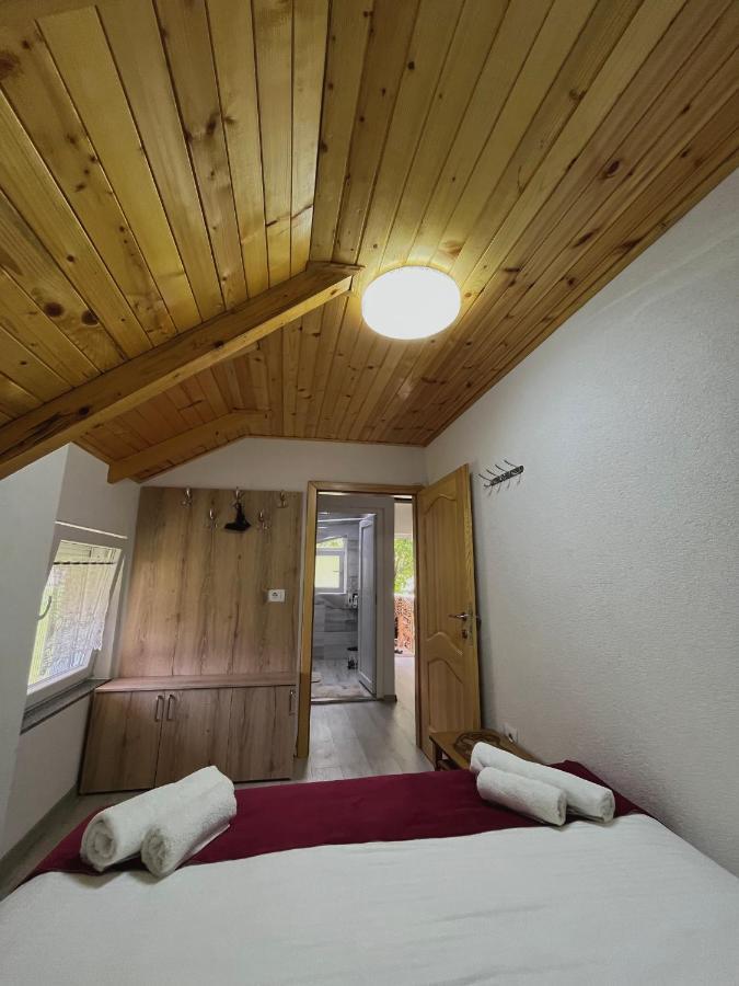Guesthouse Gezim Selimaj Valbone Bagian luar foto